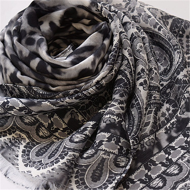 wholesale scarf suppliers