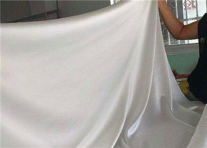 Why people choose us as their long-term silk scarf manufacturer?