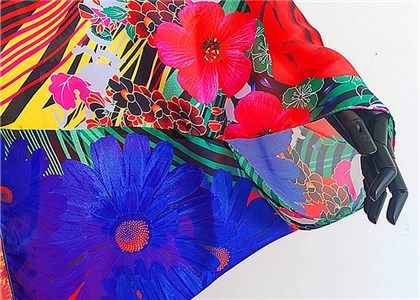 Silk scarf manufacturer digital printed your own custom designs on the silk cape scarves